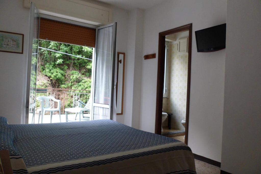 Albergo Ristorante Regina Bognanco Bilik gambar
