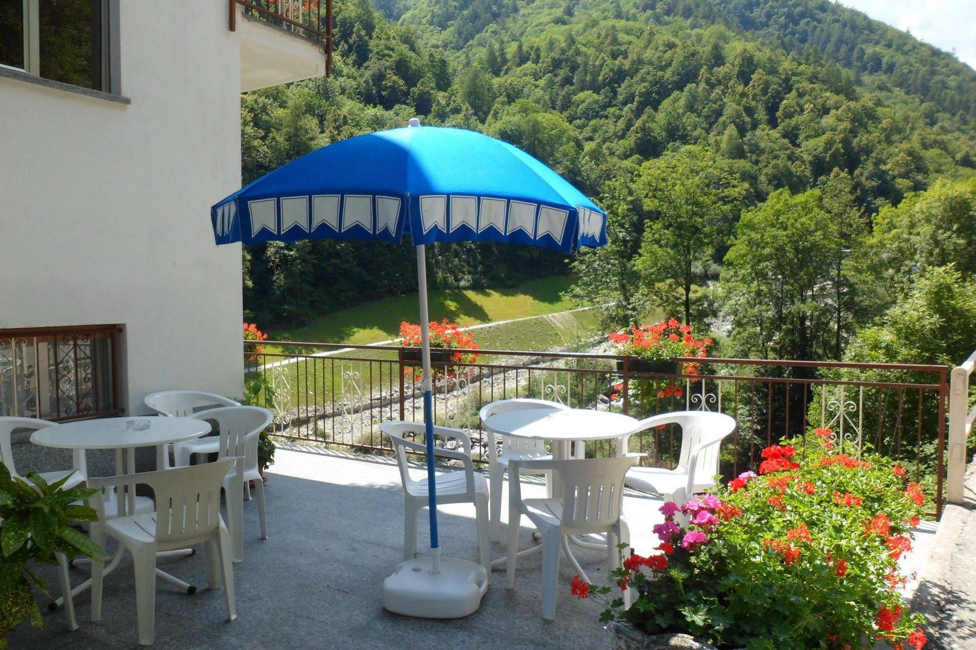 Albergo Ristorante Regina Bognanco Luaran gambar