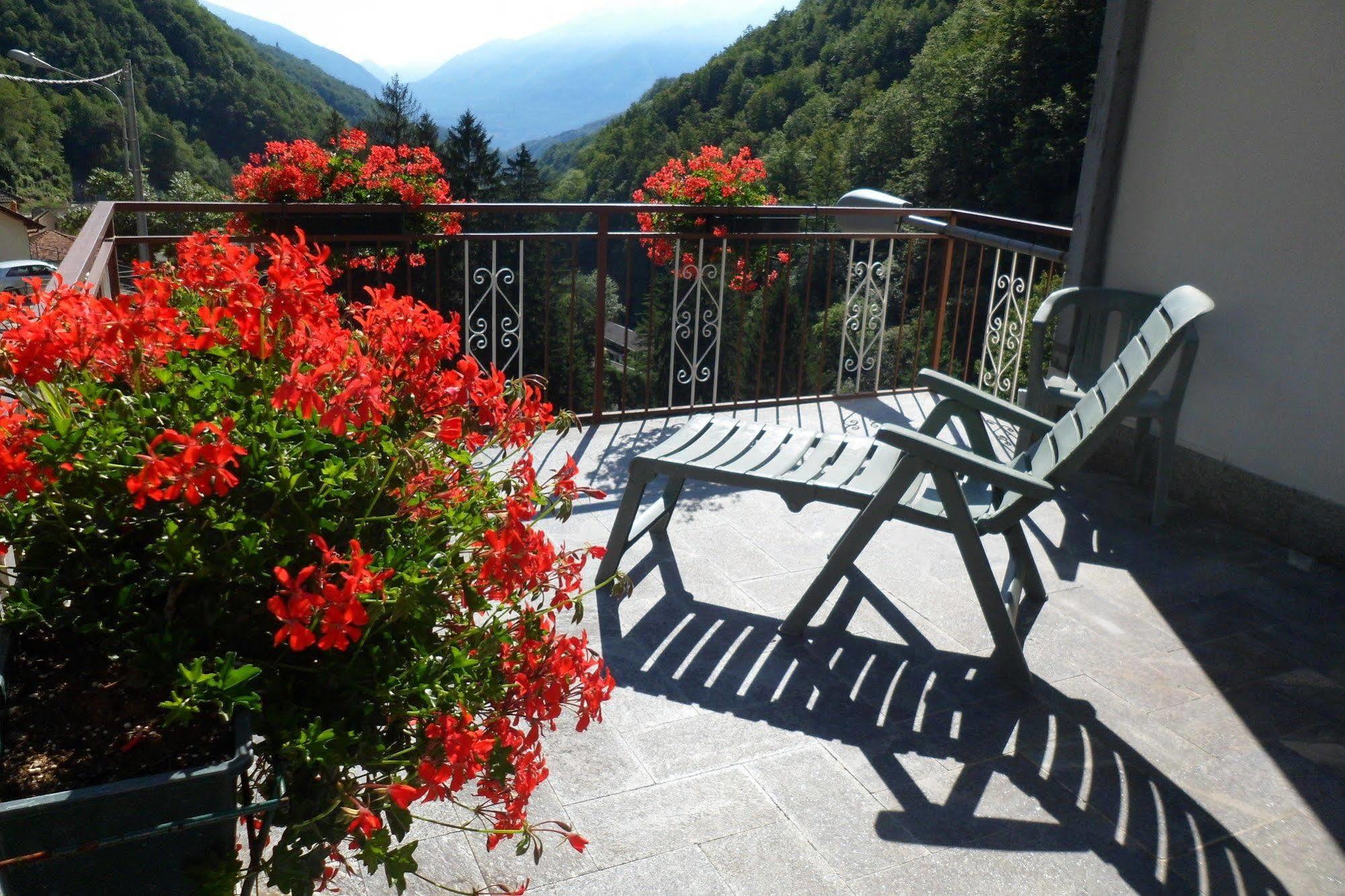 Albergo Ristorante Regina Bognanco Luaran gambar